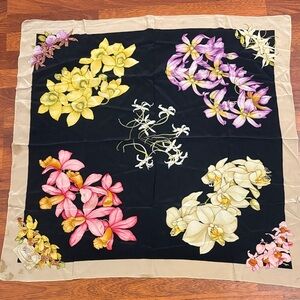 Gucci Floral Silk vintage Scarf - Black, Yellow, Pink, Cream